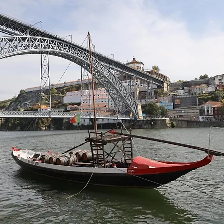 Flh Modern Rooftop * Oporto