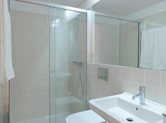 Flh Modern Rooftop * פורטו